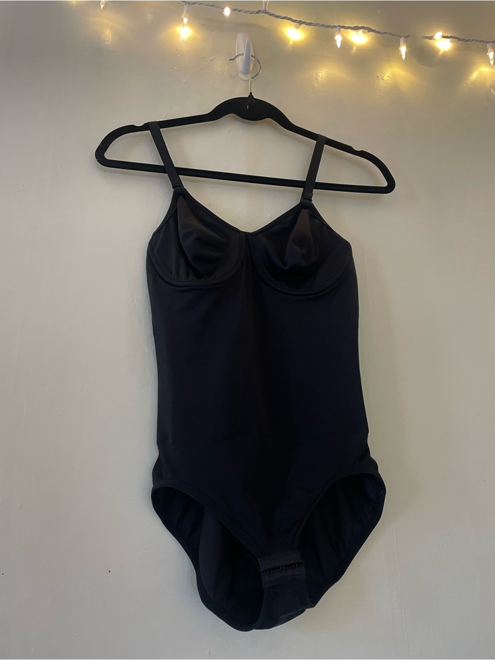 Nancy Ganz Black Sculpting Shapewear Adjustable Straps Sexy Slimming Comfortable - Picture 4 of 16